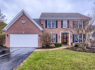 26W341 Inwood Ln, Winfield, IL 60190