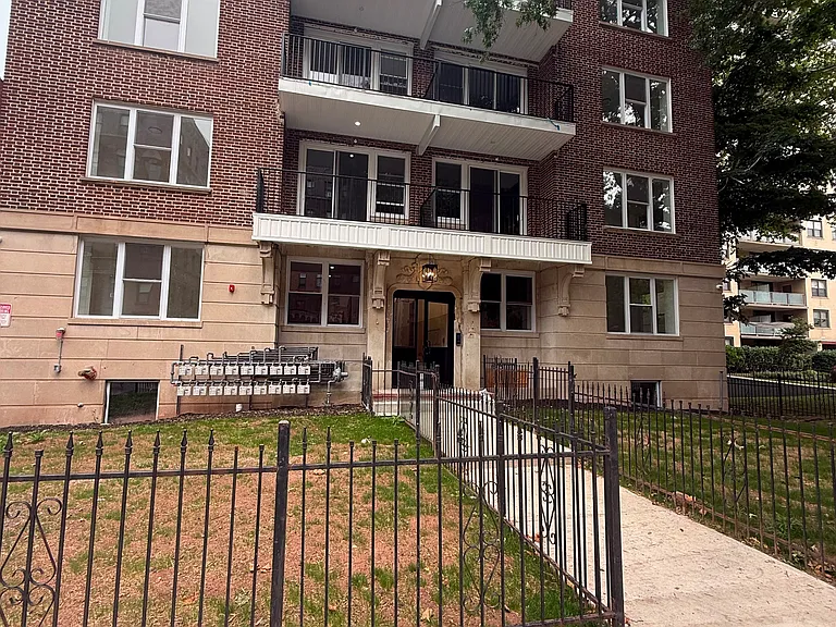 161 Prospect St #B2 — Photo 8
