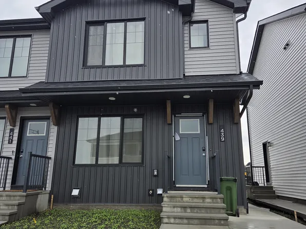 439 Aster Blvd NW, Edmonton, AB T6T 2V2