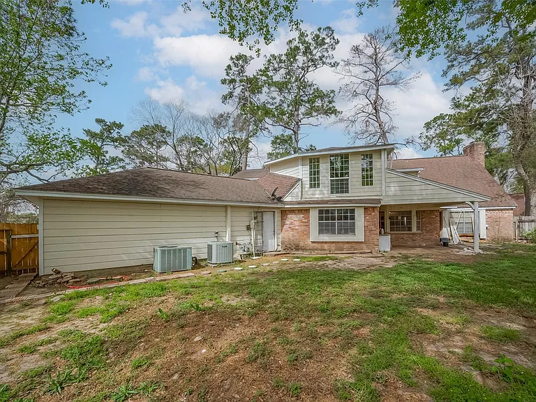 811 Loire Ln — Photo 41