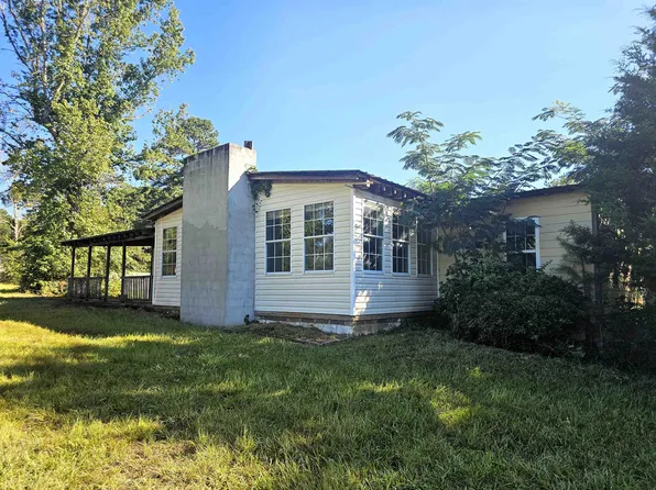 201 Dundee Lake Rd, Griffin, GA 30223
