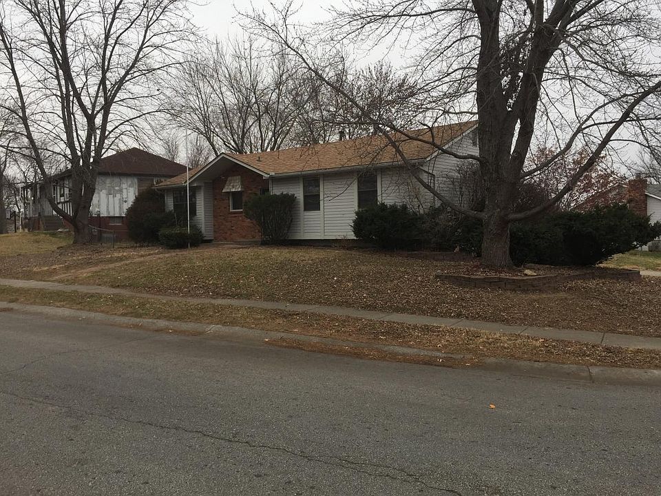 2nd image of 1601 N Belvidere Ave