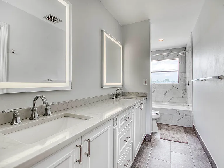 495 Prestwick Cir — Photo 26