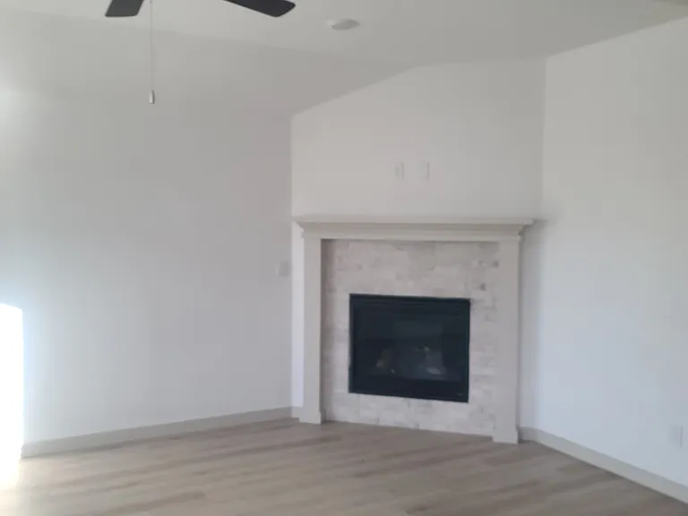 10510 Bangor Ave — Photo 11