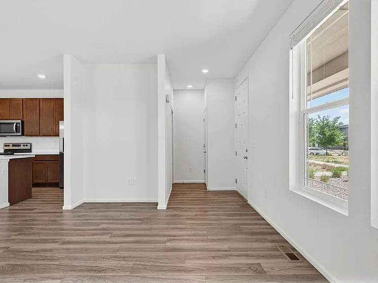 6361 N Malaya St — Photo 4