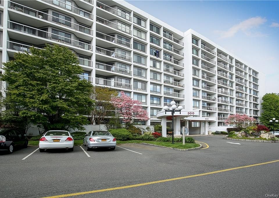 1st image of 300 High Point Dr APT 402