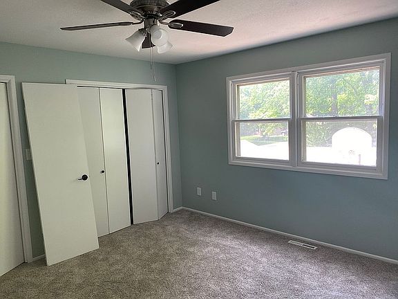 4th image of 1228 N Armstrong Ct