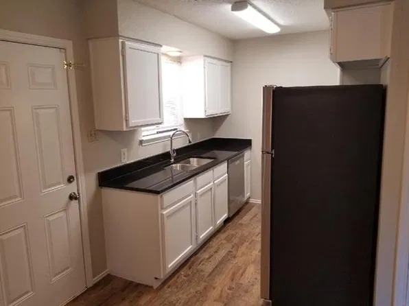 12501 Turtle Rock Rd #B, Austin, TX 78729