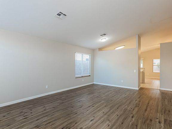 3rd image of 3229 E Oraibi Dr