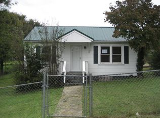 2213 NW Sanderson Rd, Knoxville, TN 37921