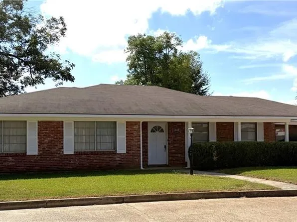 3309 Levin St, Alexandria, LA 71301
