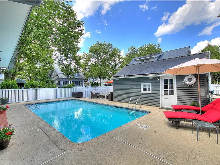 344 Euclid Ave — Photo 20