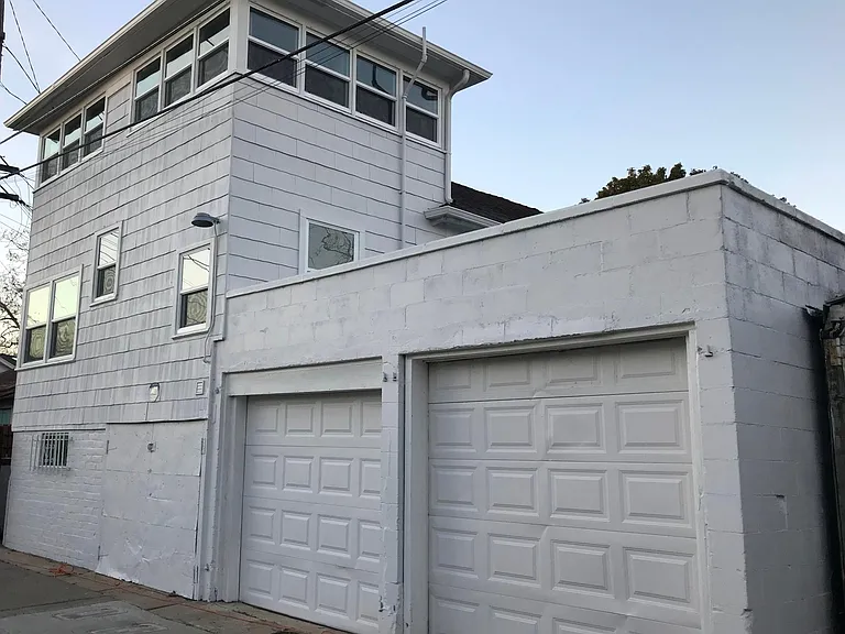 2712 S St — Photo 29