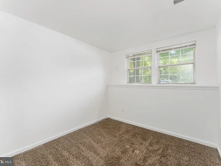 6219 Bella Dr — Photo 21