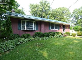 40 Airline Rd, Put In Bay, OH 43456