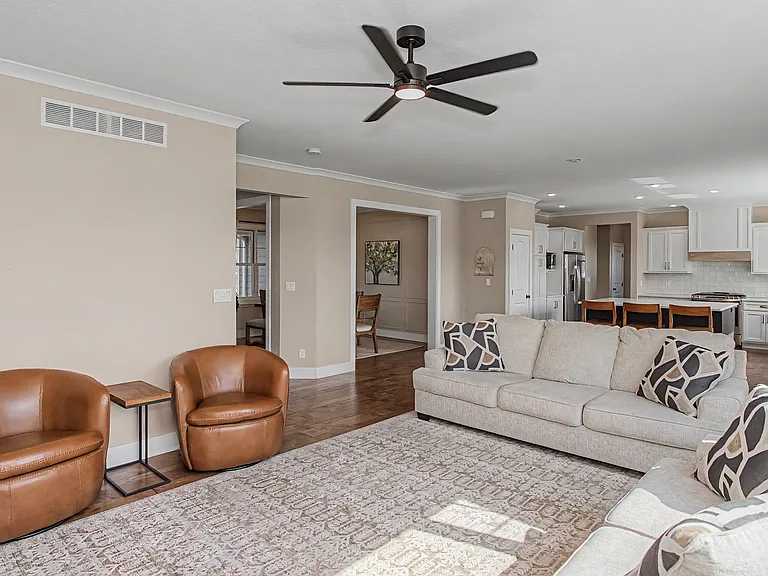2708 Harrison Rd — Photo 7
