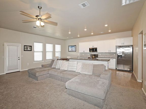 4th image of 7811 Bellamy Dr