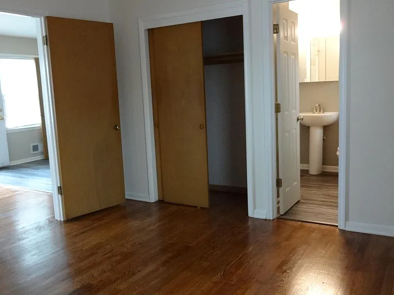 3417 1/2 Locust St #3417-1/2 — Photo 17