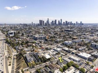 425 N Lake St, Los Angeles, CA