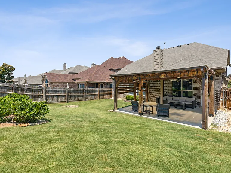 2360 Fountain Gate Dr — Photo 26