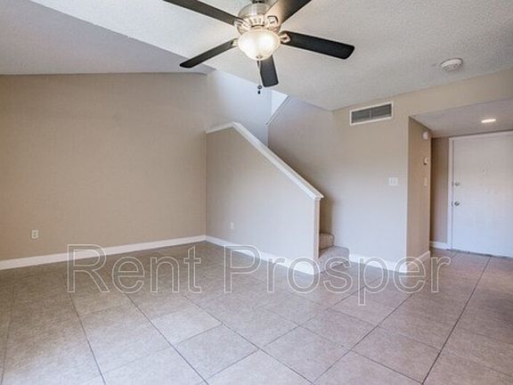 3rd image of 176 Scottsdale Sq