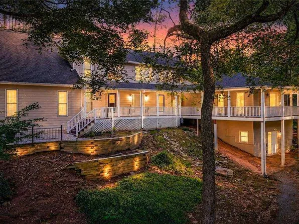 2290 Old Orchard Dr, Marietta, GA 30068
