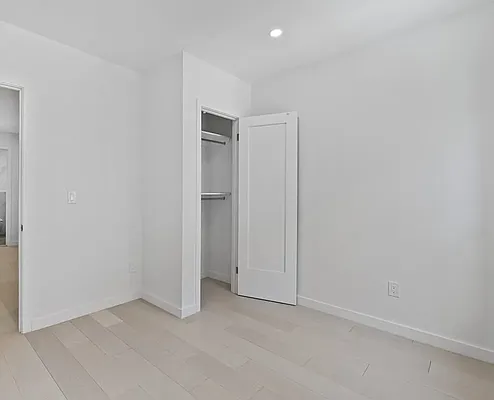 Rented by Monday Morning Management LLC | media 12