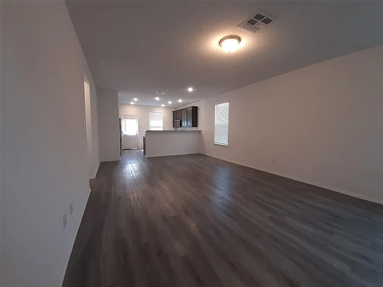 16568 Moss Ln — Photo 5