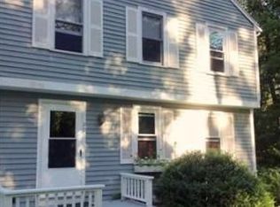 271 Old Oaken Bucket Rd, Scituate, MA 02066