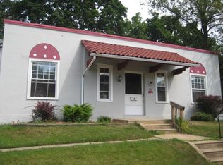 16 McClelland Ave APT B, Pitman, NJ 08071