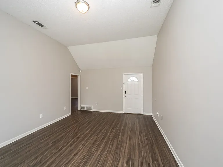 7571 Spring Morning Ct — Photo 4