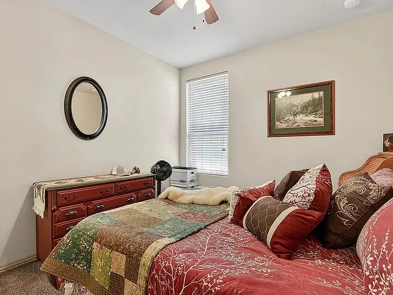 1606 San Francisco Ave — Photo 37
