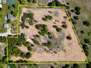 107 Armadillo Dr, Azle, TX 76020