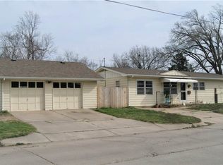 2202 W 33rd St S, Wichita, KS 67217