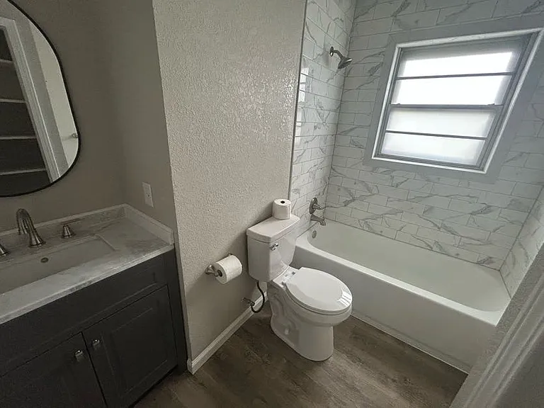 Hall bathroom, newly remodeled