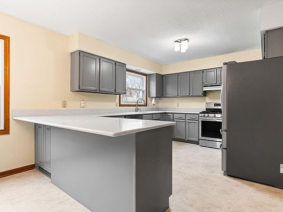 5th image of 1284 Brandywine St