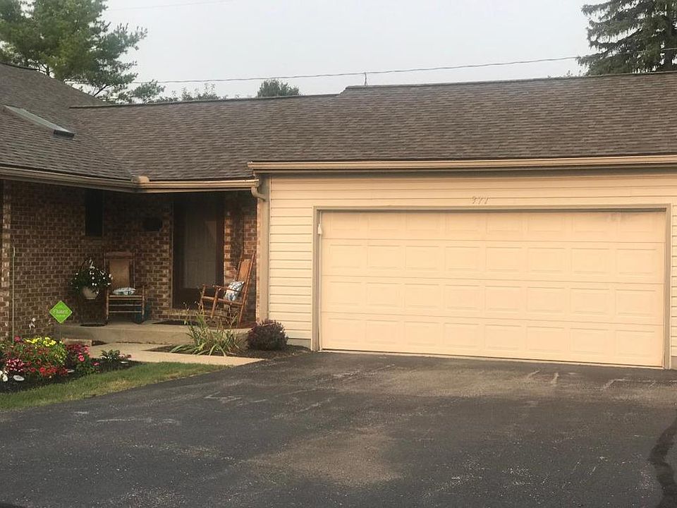 1st image of 371 S Seffner Ave