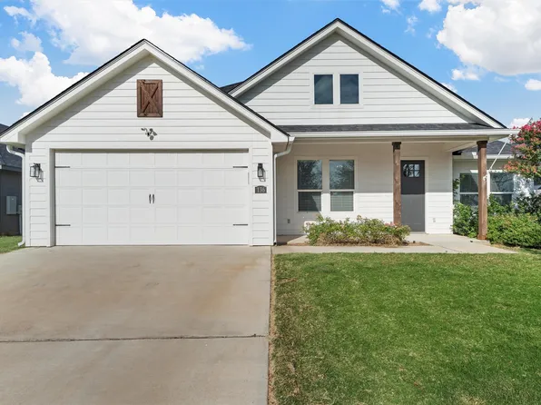 136 Swan Lake Dr, Waco, TX 76710