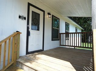 404 Church St, Ector, TX 75439