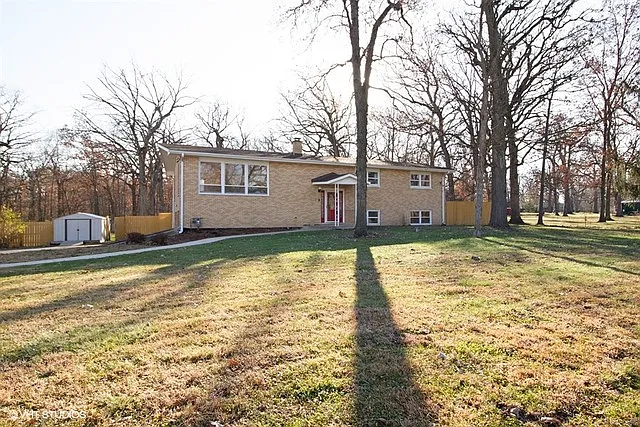 22743 Lahon Rd photo 1