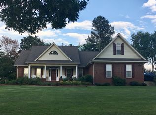 577 Chapel Hill Rd, Starkville, MS 39759