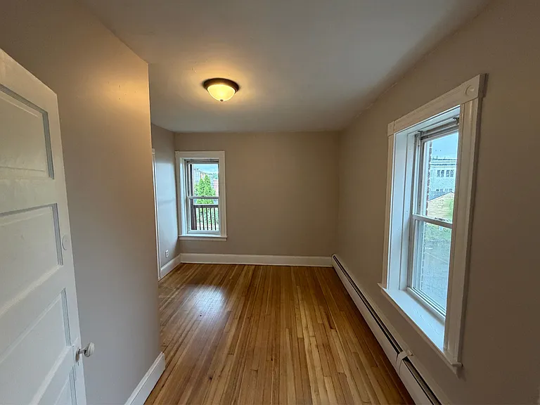 107 Gold St #1B — Photo 11