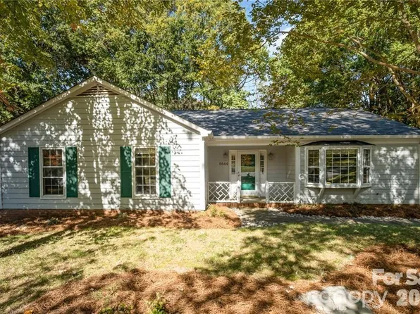 8844 Kirchenbaum Dr, Charlotte, NC 28210
