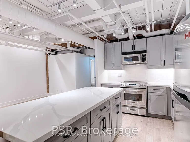 955 Queen St W #117 — Photo 14