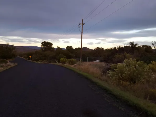 20791 E Stagecoach Trl, Mayer, AZ 86333