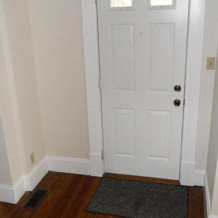 2nd image of 48 E Lincoln St