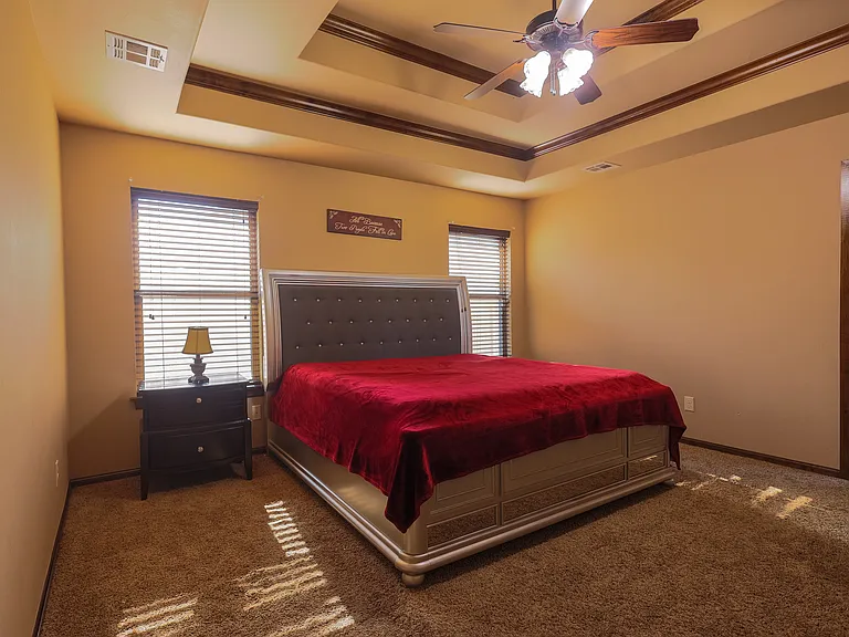 17701 Griffin Gate Dr — Photo 8