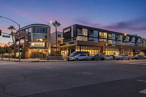 16300 Ventura Blvd Photo 1