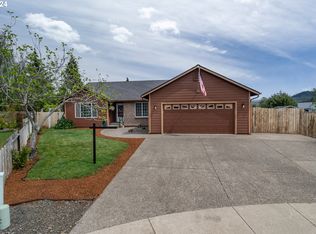 124 Amhurst Ct, Winston, OR 97496