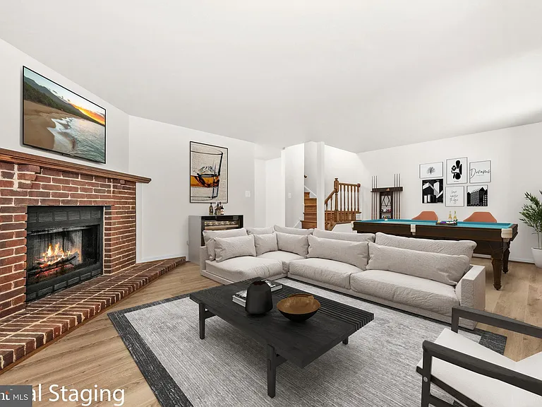 8931 Park Forest Dr — Photo 34